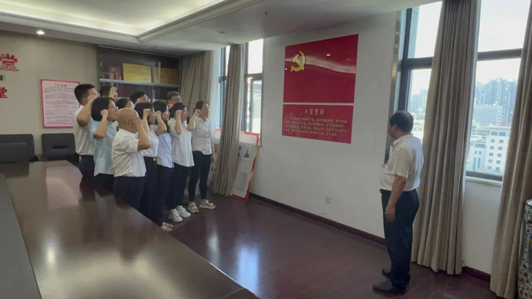 南昌市德赢VWIN集团喜迎七一 庆党华诞